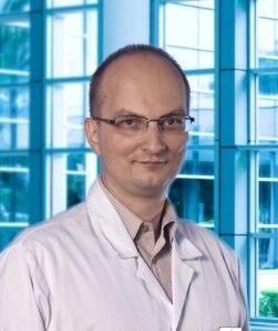 Lekarz Lekarz-reumatolog Kamil Mydłowski